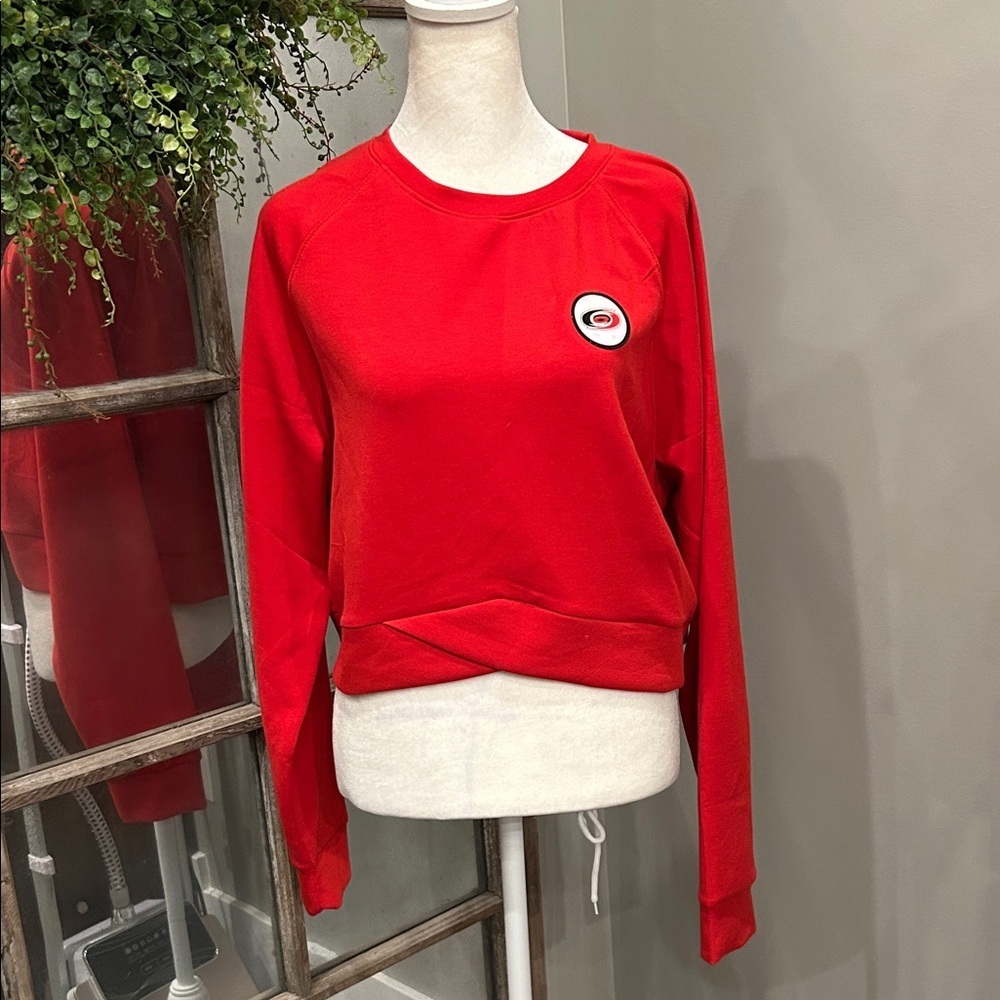 Concepts Sports NHL Carolina Hurricanes Cropped Crewneck Sweatshirt  XL